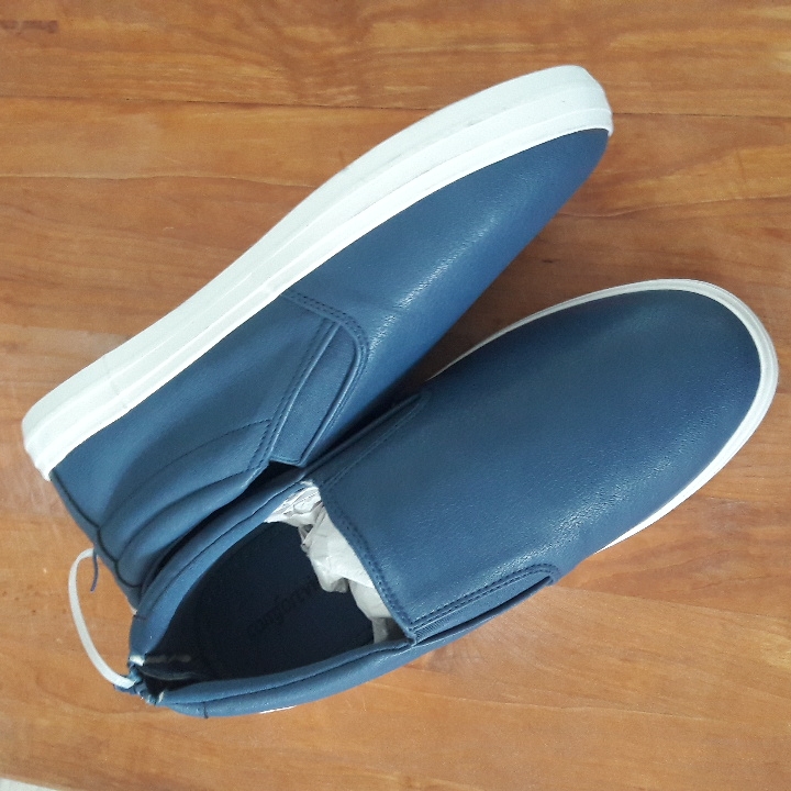 Comfortview Women Size 8.5w Blue White Loafers Padded Insoles